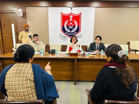 ਲਿਵ-ਇਨ-ਰਿਲੇਸ਼ਨ ਦੇ ਵੱਧ ਰਹੇ ਮਾਮਲੇ ਸਮਾਜ ਲਈ ਚਿੰਤਾਜਨਕ-ਰਾਜ ਲਾਲੀ ਗਿੱਲ